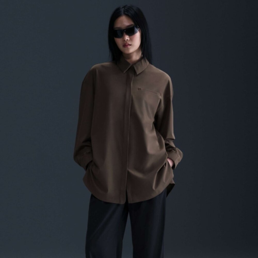 NWT NIKE $130 PerfectStretch Women's Dri-FIT Oversized Long-Sleeve Top Brown M - Picture 2 of 11